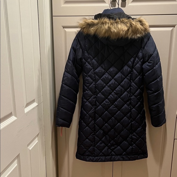 Sporto Navy Quilted woman’s S Coat with Faux Fur Trim the faux fur removable😃 - Picture 5 of 15